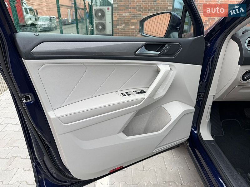 Volkswagen-23