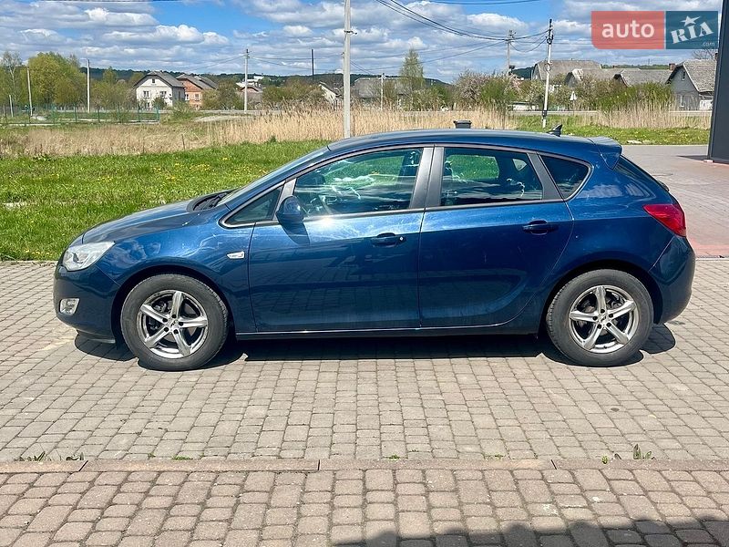 Opel-25