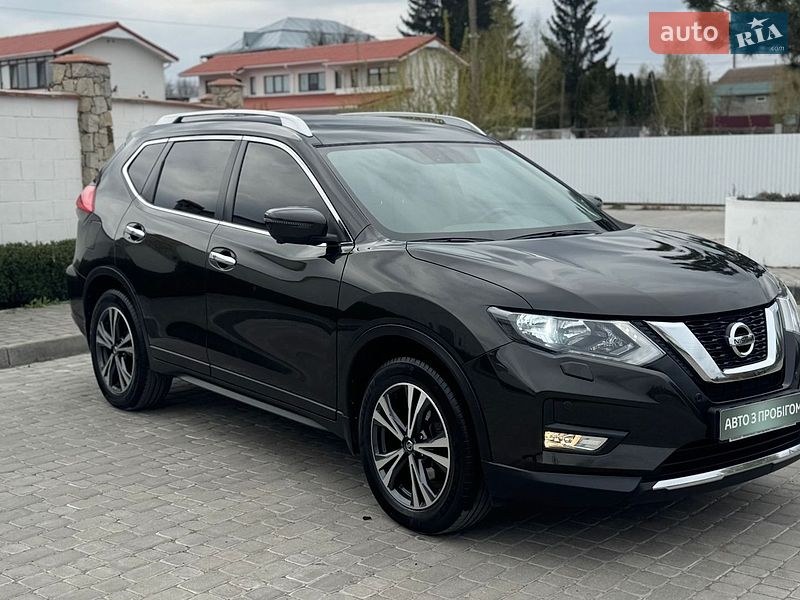 Nissan-36