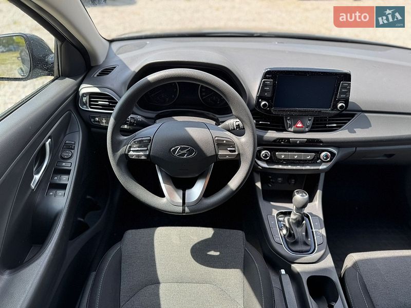 Hyundai-21