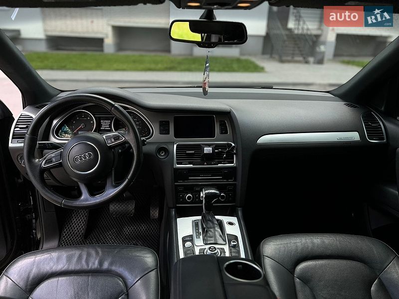 Audi-7