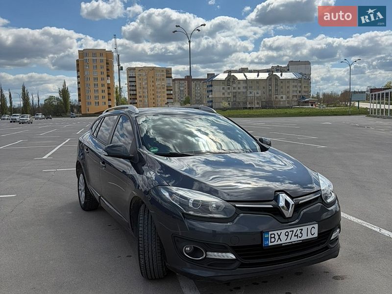 Renault-9