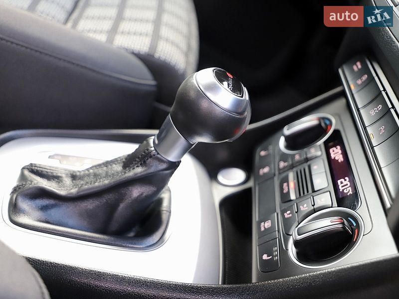 Audi-92