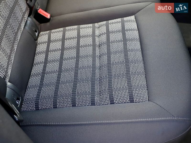 Audi-28