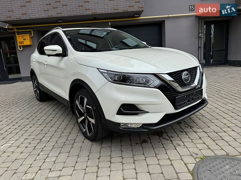 Nissan-21