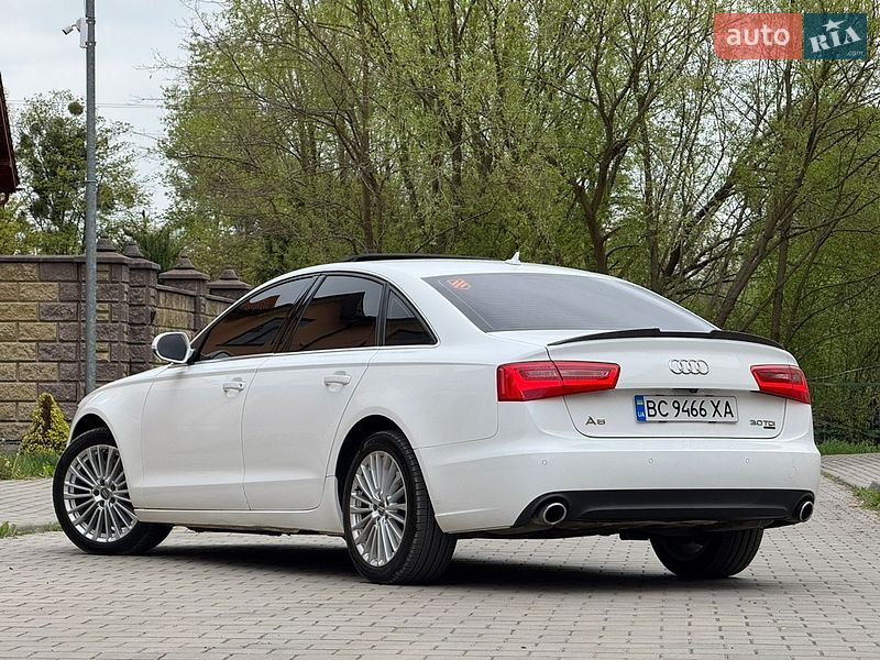 Audi-48