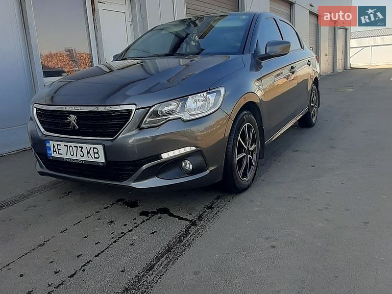 Peugeot-2