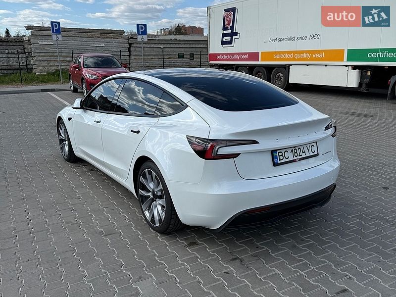Tesla-4