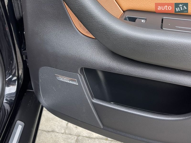 Audi-21