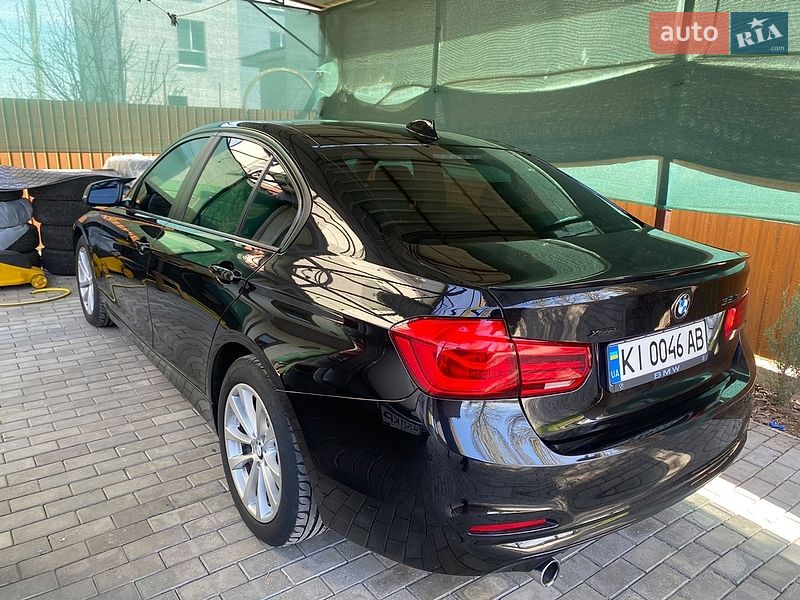 BMW-12