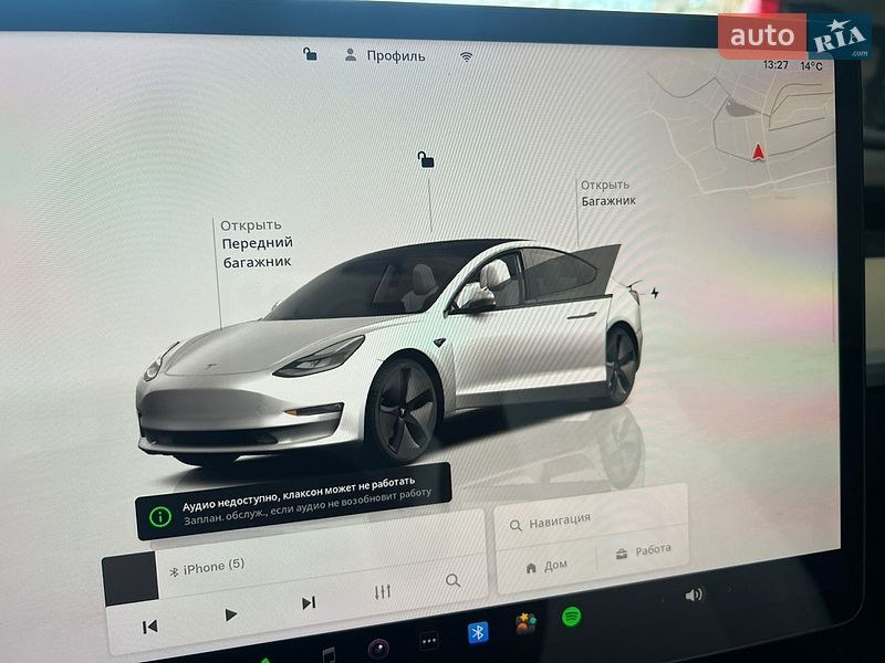 Tesla-0