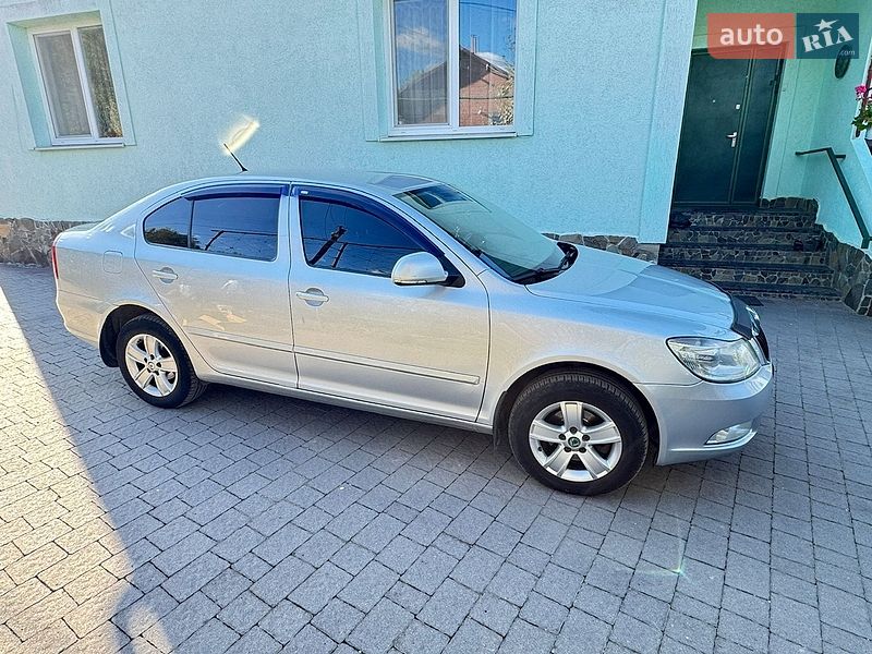 Skoda-8