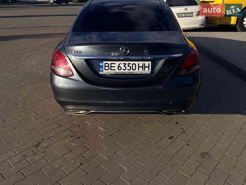 Mercedes-Benz-5