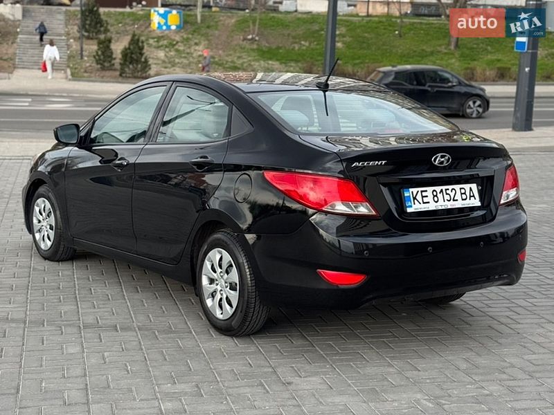Hyundai-13