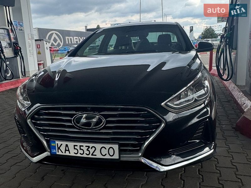 Hyundai-0