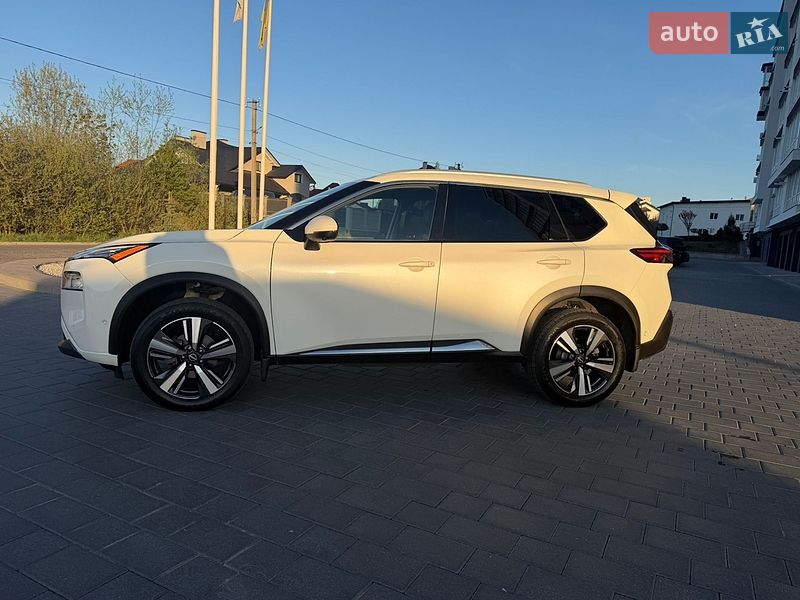 Nissan-18