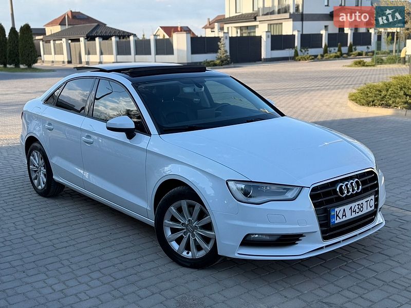 Audi-74