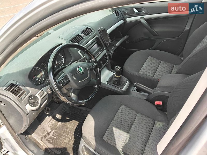Skoda-9
