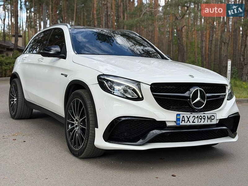 Mercedes-Benz-1