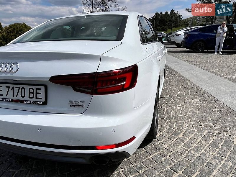 Audi-44