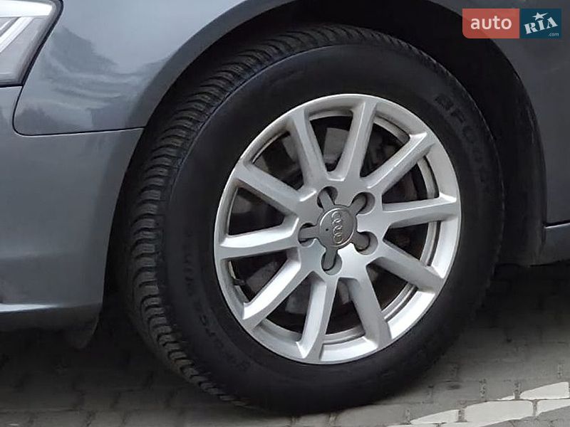 Audi-0
