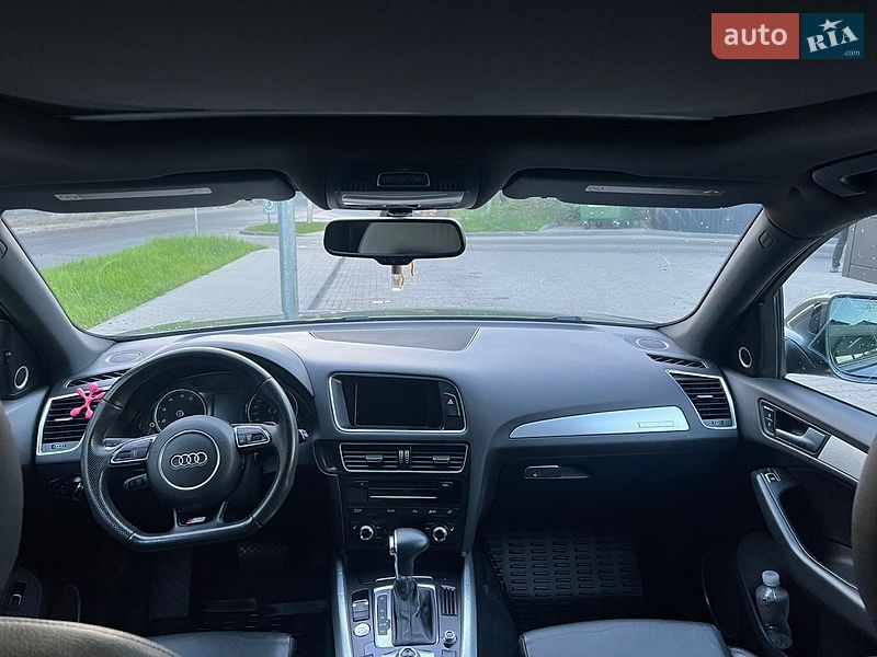 Audi-8