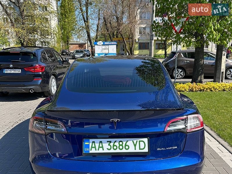 Tesla-21