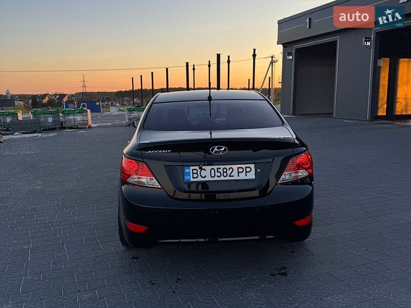 Hyundai-40
