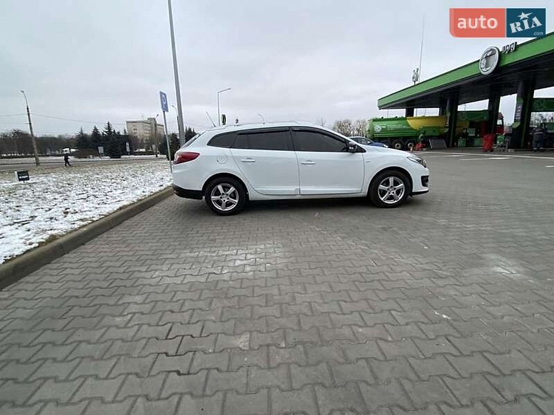 Renault-11