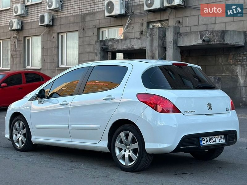 Peugeot-9