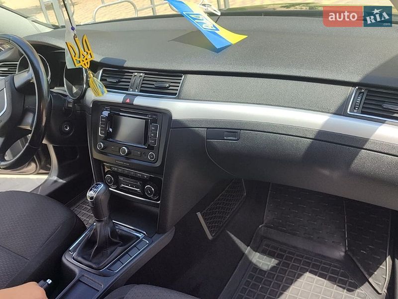 Skoda-2