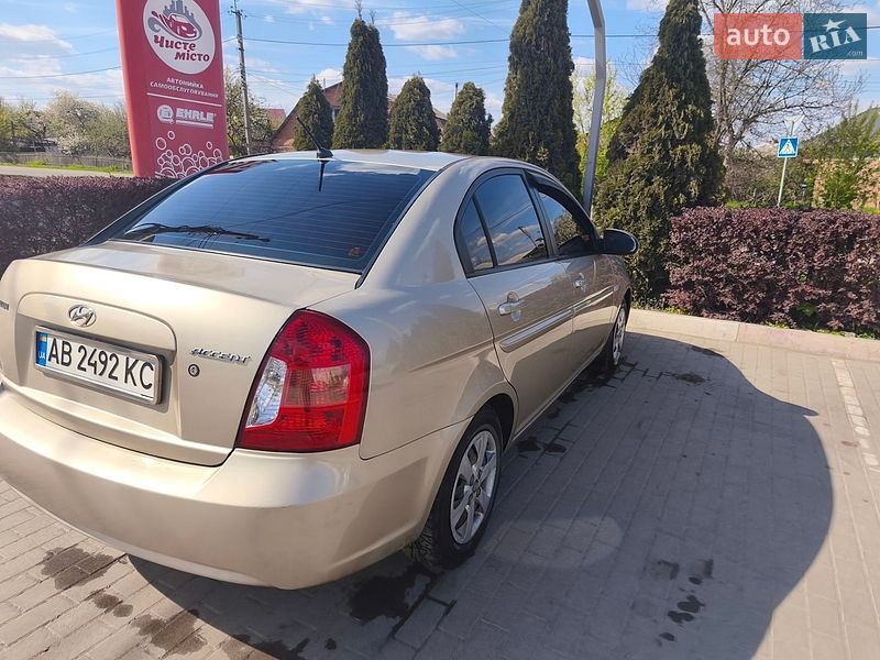 Hyundai-16