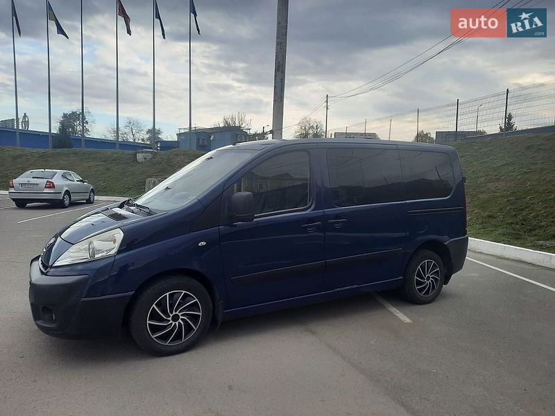 Peugeot-4