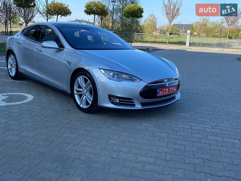 Tesla-24