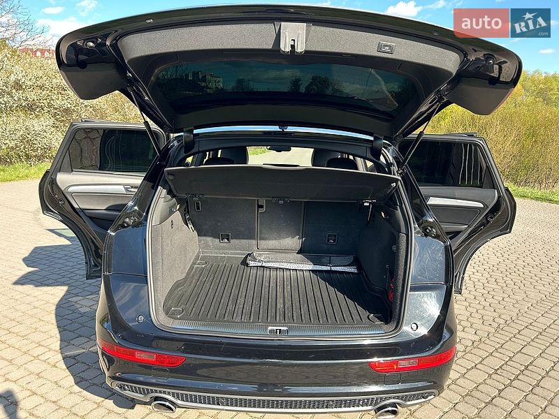 Audi-50