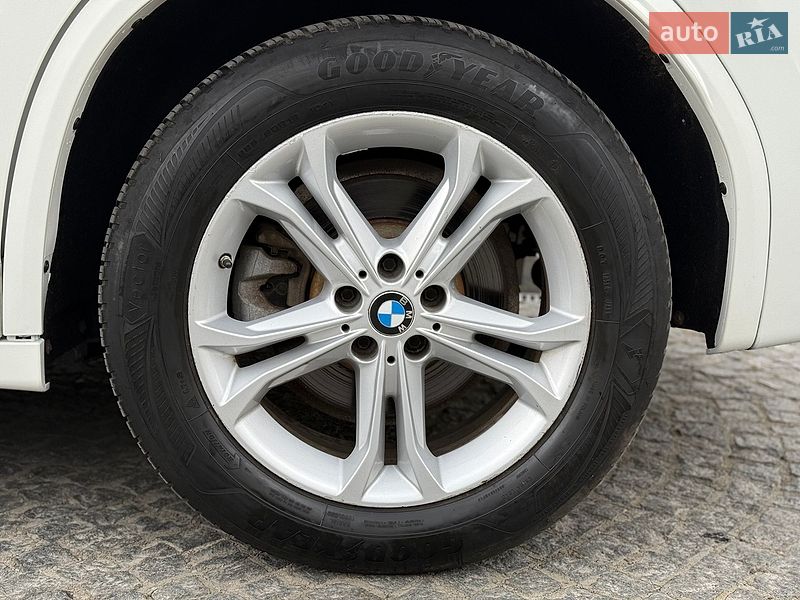 BMW-8