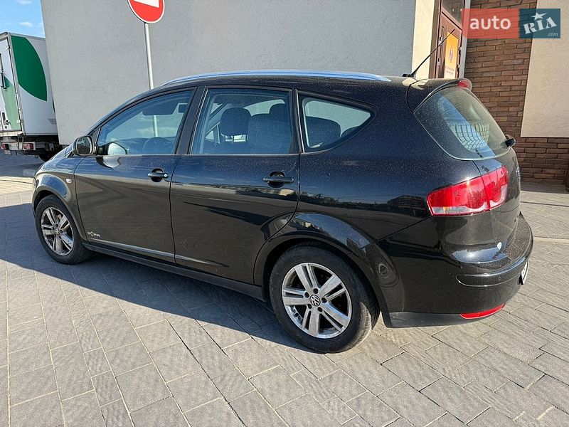SEAT-1