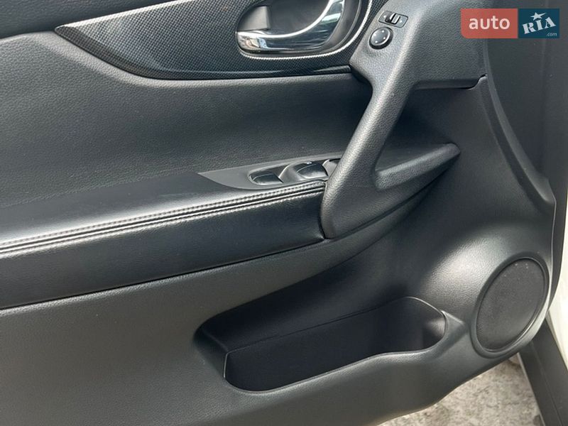Nissan Rogue 2016