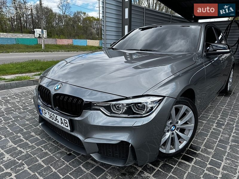 BMW-12