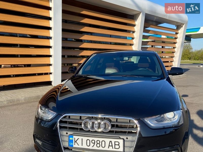 Audi-0