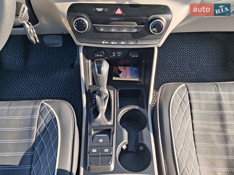 Hyundai-10