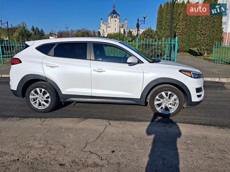 Hyundai-1