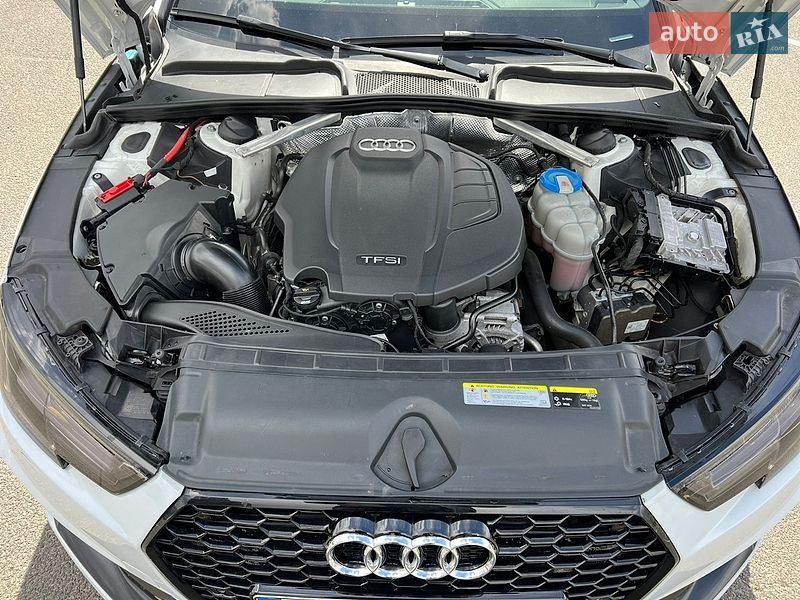 Audi-40