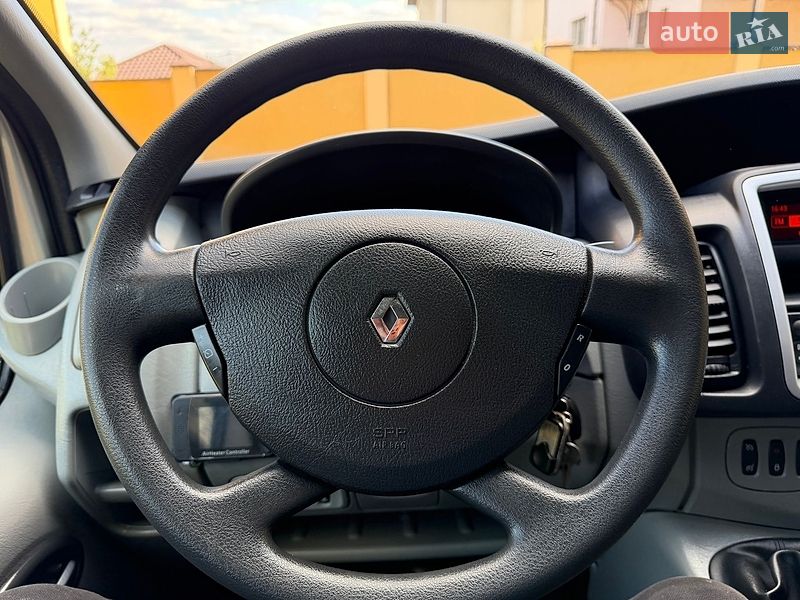 Renault-96