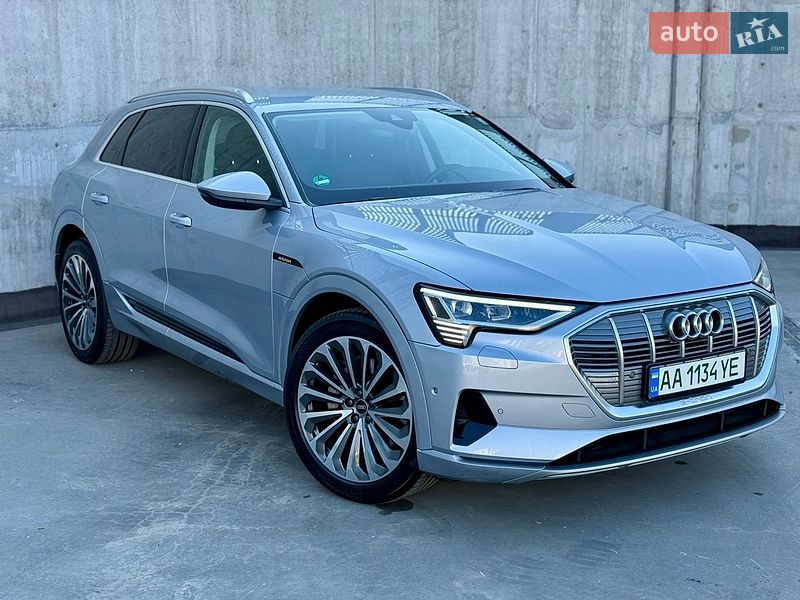 Audi-45