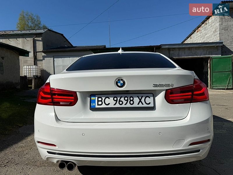 BMW-12