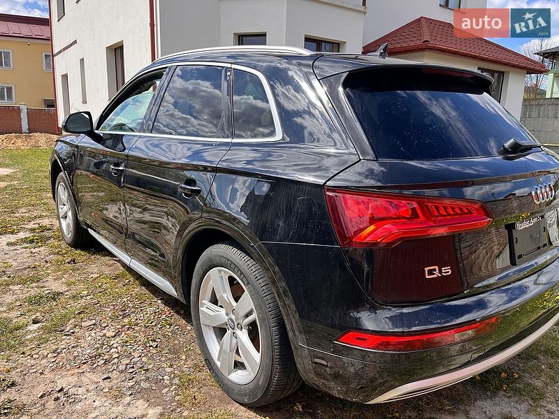 Audi-21