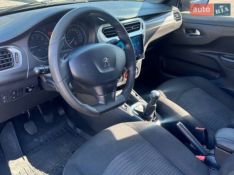 Peugeot 301 2017