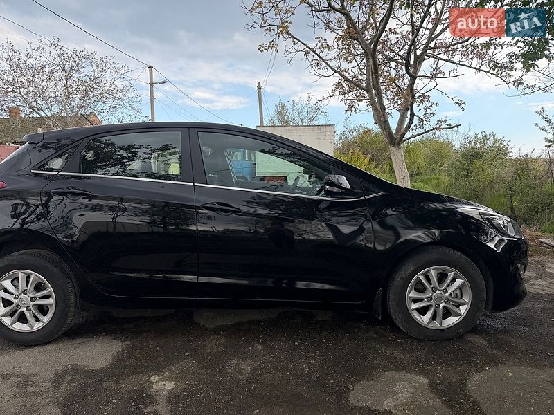 Hyundai-8