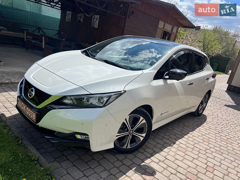 Nissan-52